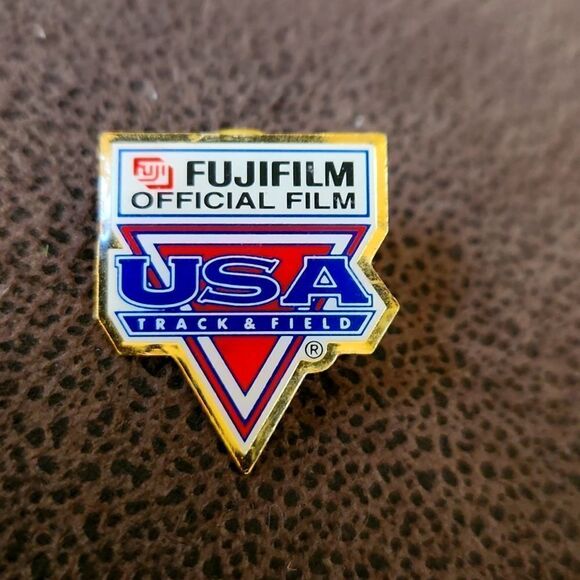 5/$15 Fujifilm Official Film USA track and field vintage pin Olympic sponsor - Picture 1 of 3